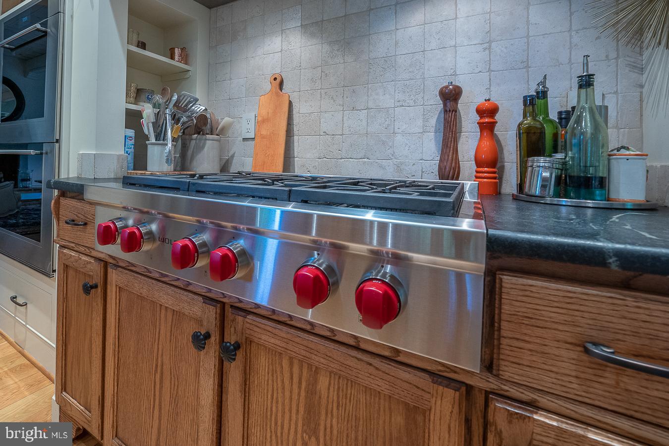 214 Devon Boulevard Devon, PA 19333 - Photo 19 of 53 Wolf Gas Cooktop