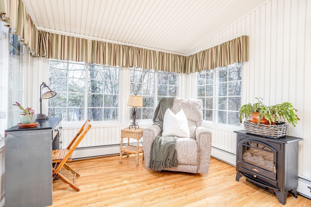 58 Bear Hill Road Gardner, MA 01440 - Photo 11 of 42