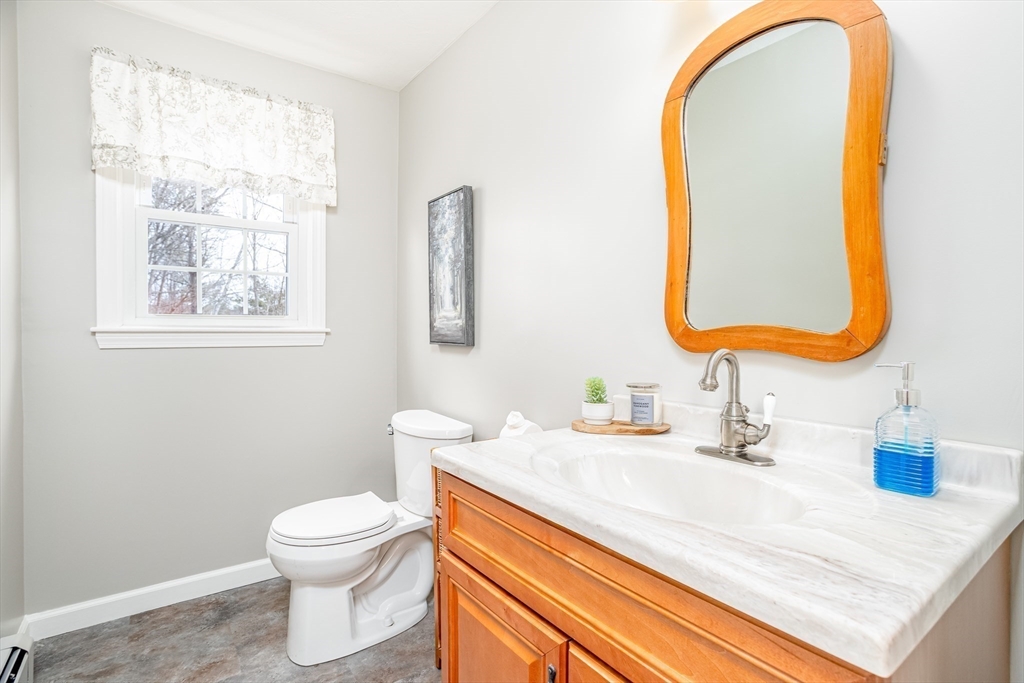 58 Bear Hill Road Gardner, MA 01440 - Photo 20 of 42