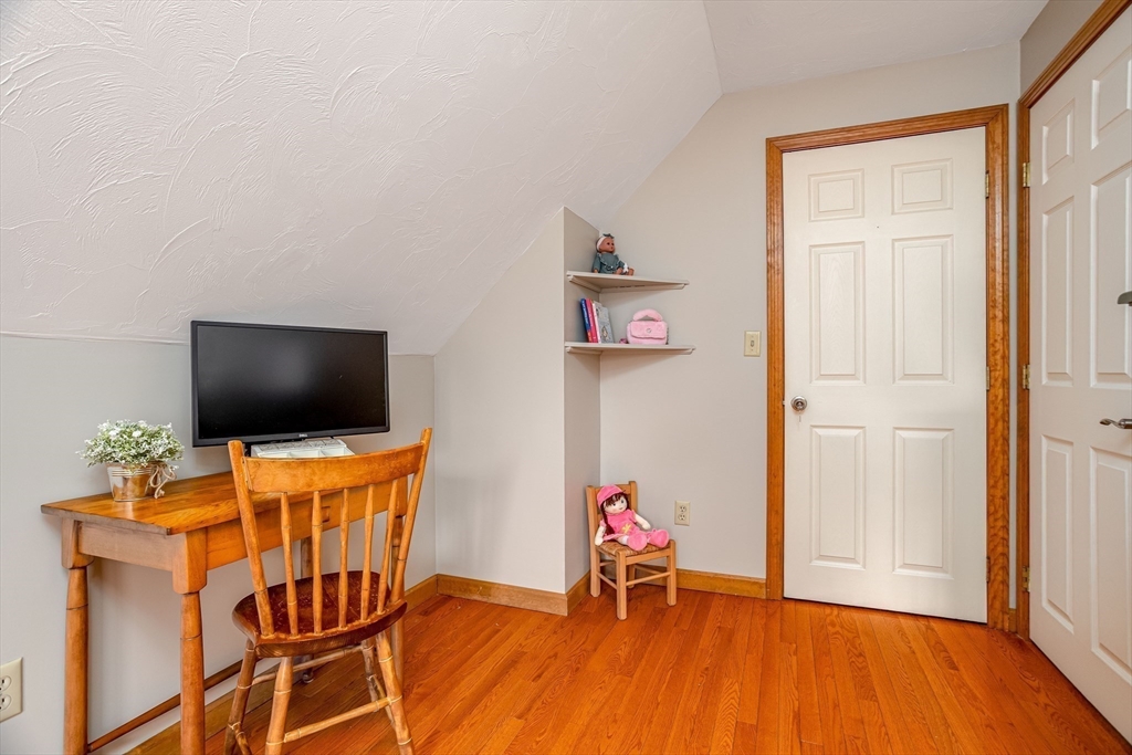 58 Bear Hill Road Gardner, MA 01440 - Photo 27 of 42