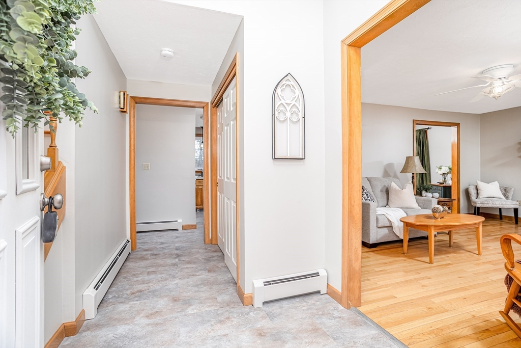 58 Bear Hill Road Gardner, MA 01440 - Photo 3 of 42