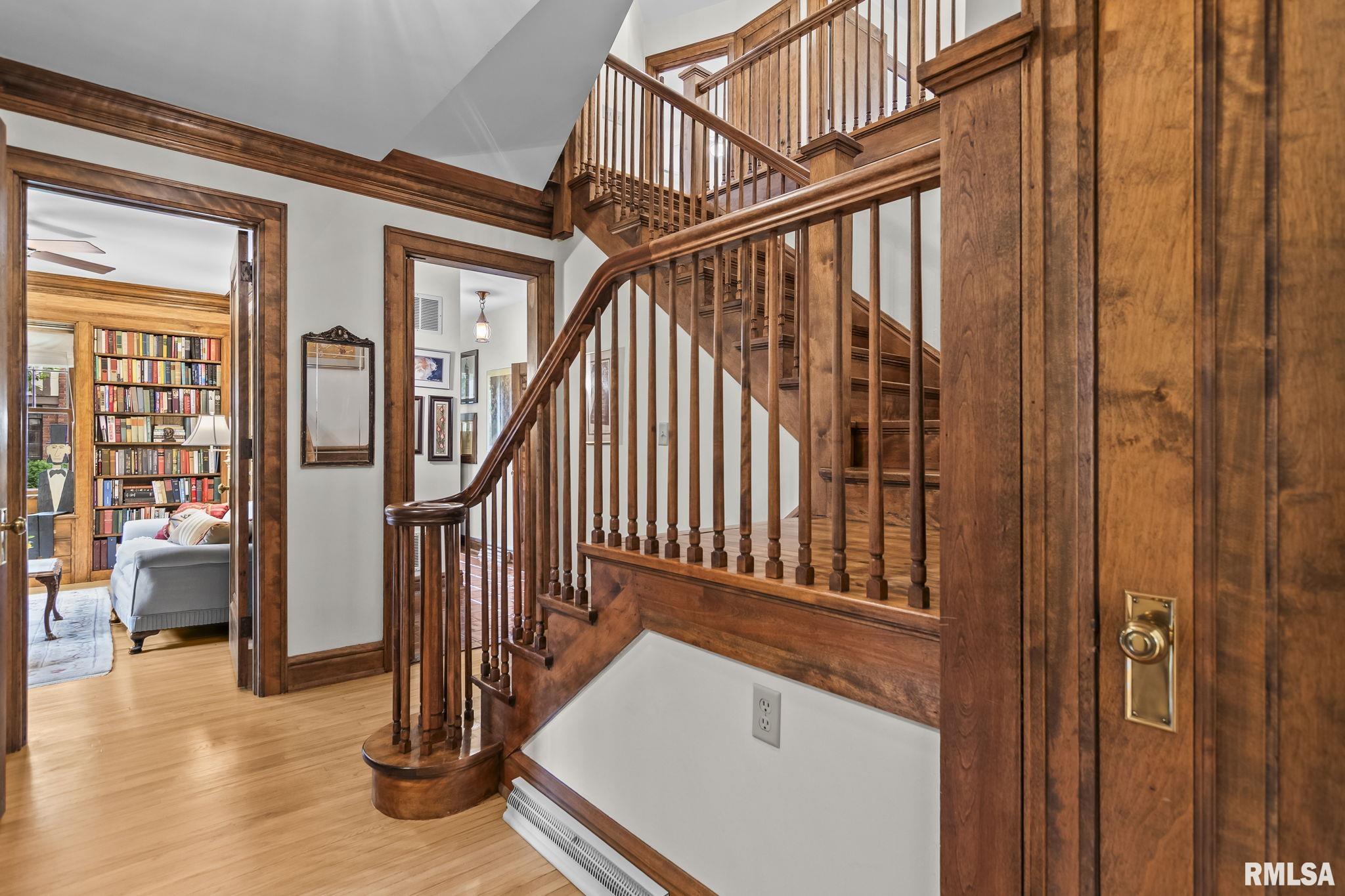 1340 South Wiggins Avenue Springfield, IL 62704 - Photo 2 of 39