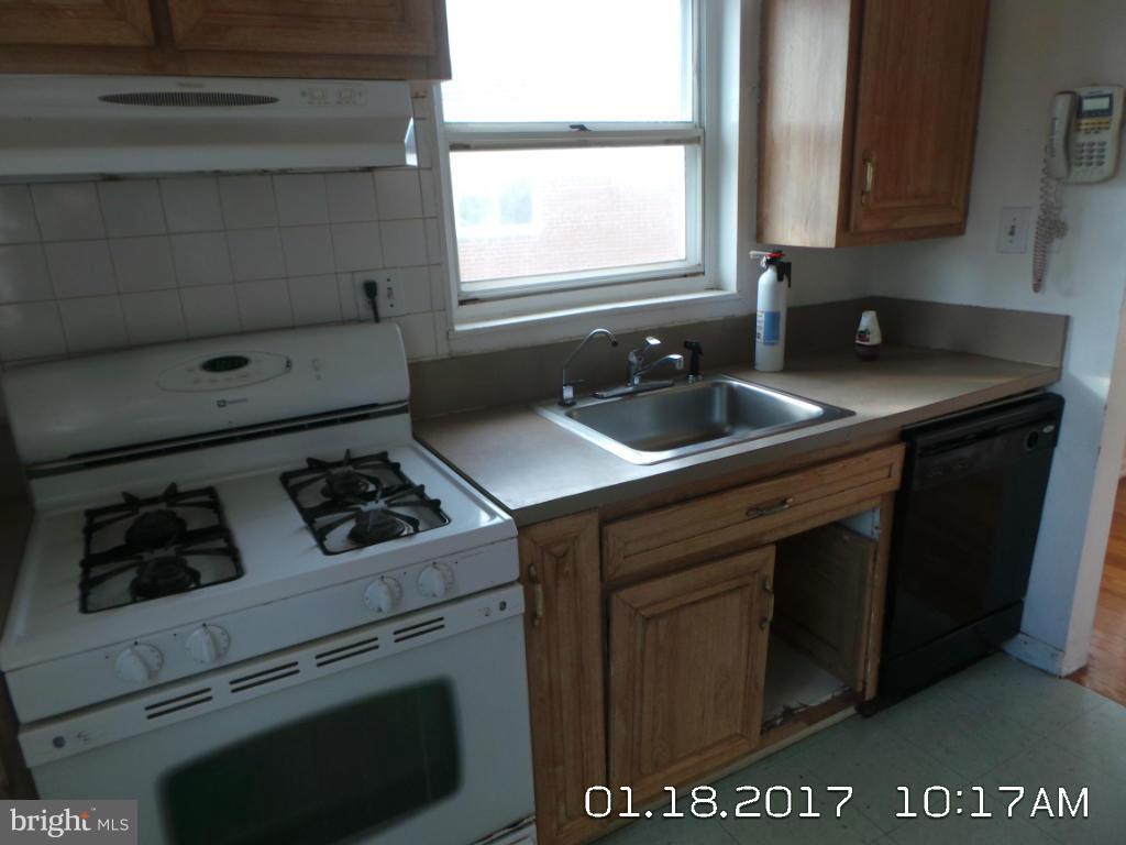13307 Lydia Street Silver Spring, MD 20906 - Photo 14 of 15 Kitchen