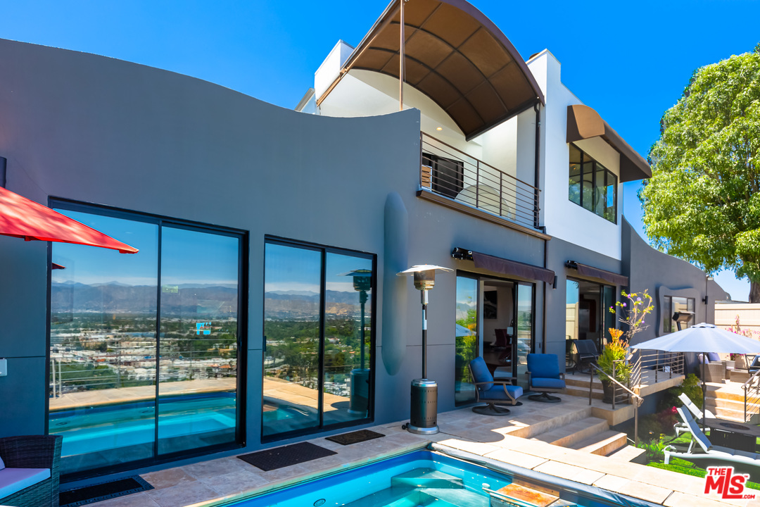 4142 Vanetta Drive Studio City, CA 91604 - Photo 12 of 43