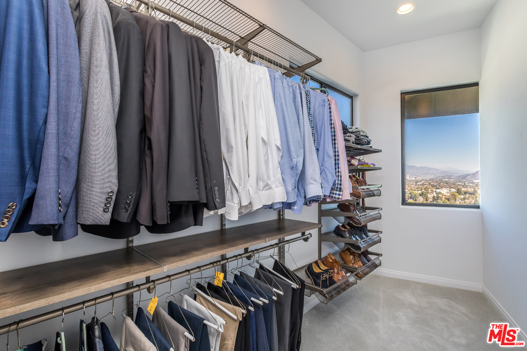 4142 Vanetta Drive Studio City, CA 91604 - Photo 22 of 43