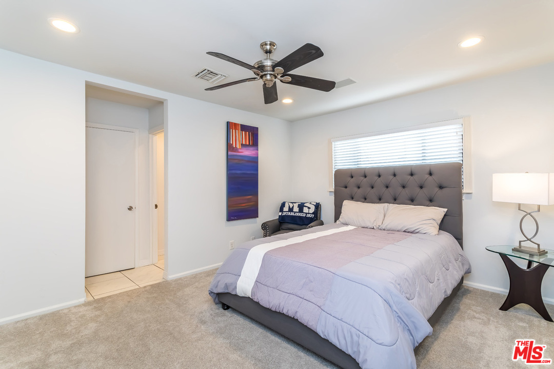 4142 Vanetta Drive Studio City, CA 91604 - Photo 23 of 43