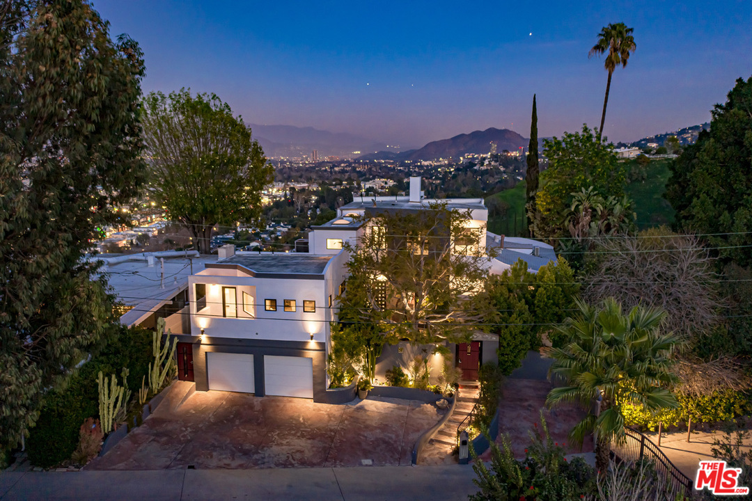 4142 Vanetta Drive Studio City, CA 91604 - Photo 29 of 43