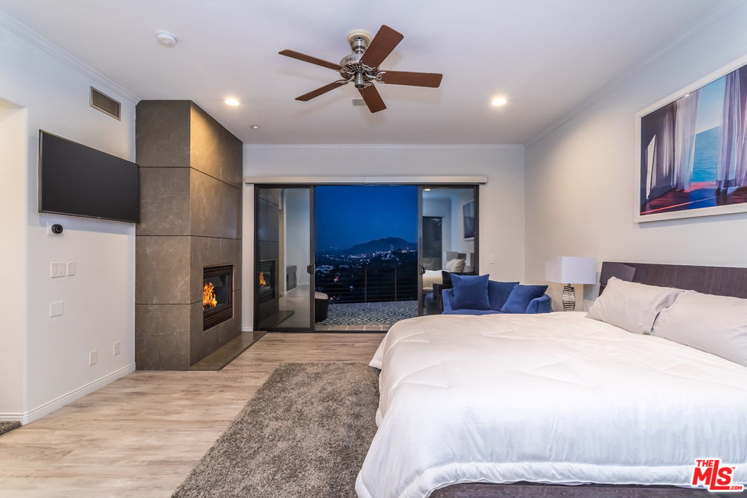 4142 Vanetta Drive Studio City, CA 91604 - Photo 33 of 43