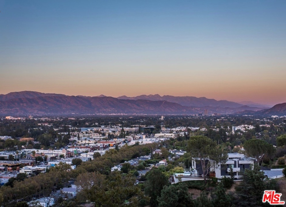 4142 Vanetta Drive Studio City, CA 91604 - Photo 37 of 43