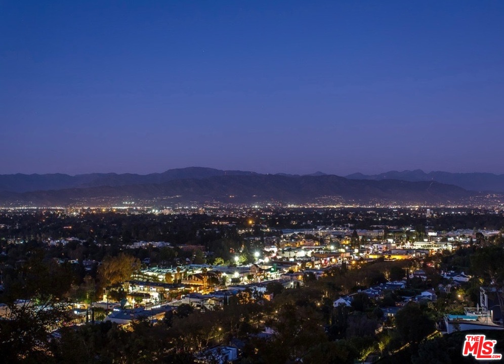 4142 Vanetta Drive Studio City, CA 91604 - Photo 40 of 43