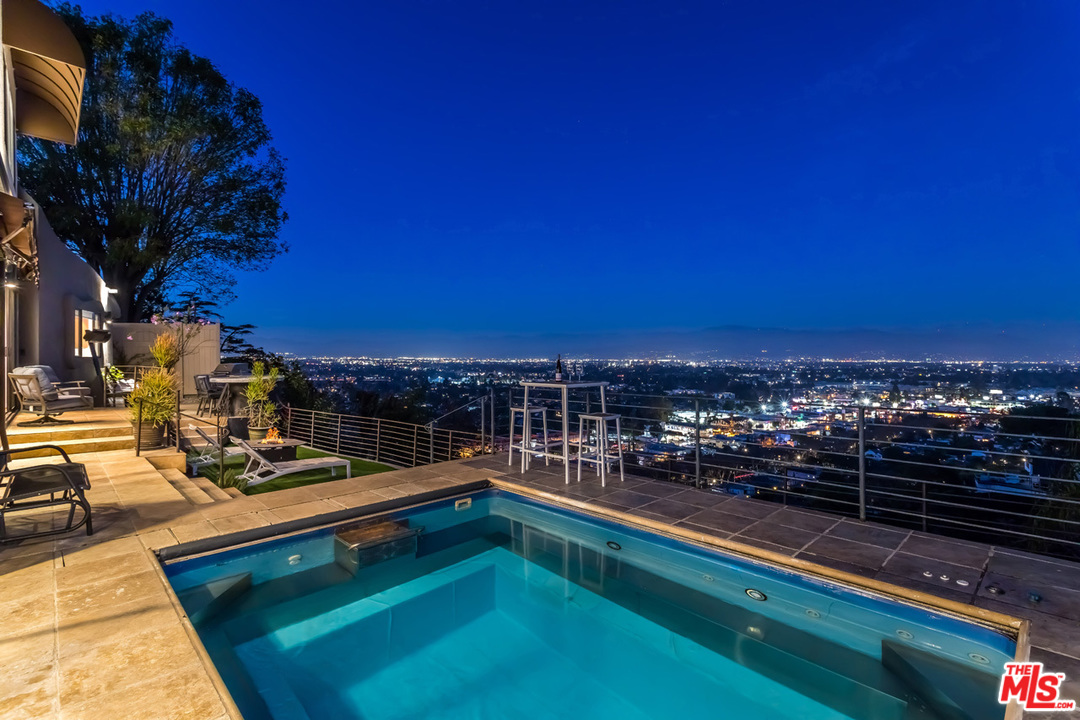 4142 Vanetta Drive Studio City, CA 91604 - Photo 41 of 43