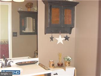 2150 Starr Road Quakertown, PA 18951 - Photo 11 of 12 Bathroom