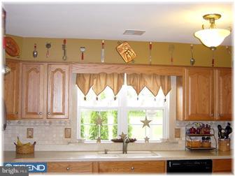 2150 Starr Road Quakertown, PA 18951 - Photo 8 of 12 Kitchen
