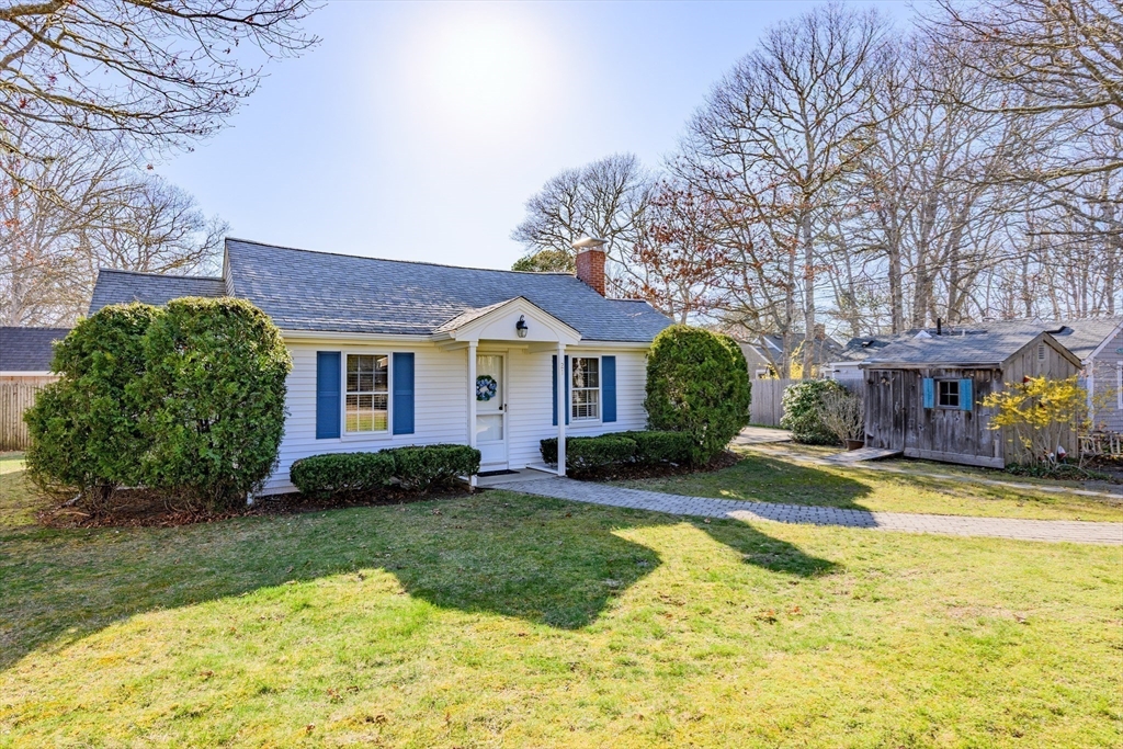21 Nearmeadows Road Yarmouth, MA 02673 - Photo 5 of 35