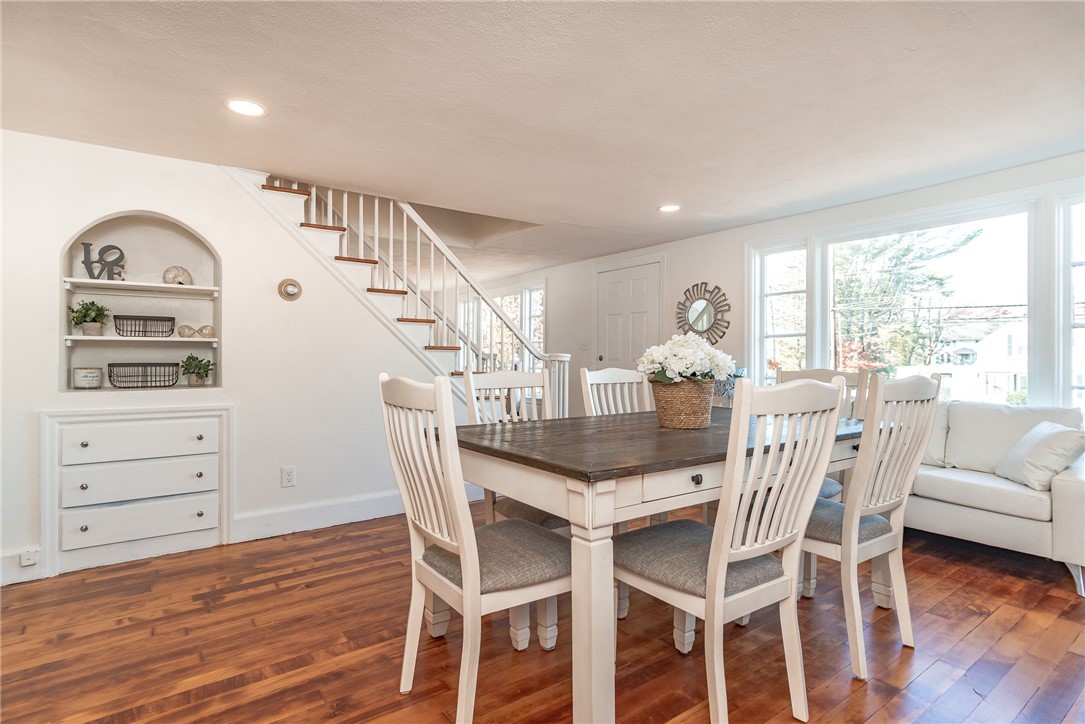 836 Main Road Tiverton, RI 02878 - Photo 8 of 19