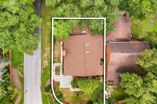 $485,000 | 26 Village Drive, Oviedo, FL 32765