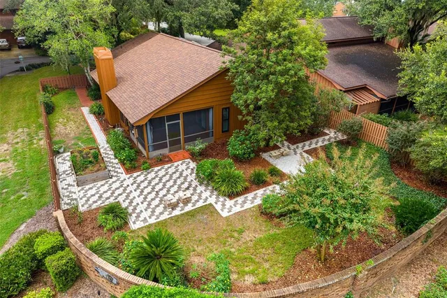 $485,000 | 26 Village Drive, Oviedo, FL 32765