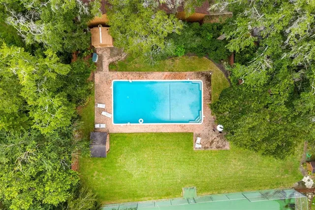 $485,000 | 26 Village Drive, Oviedo, FL 32765