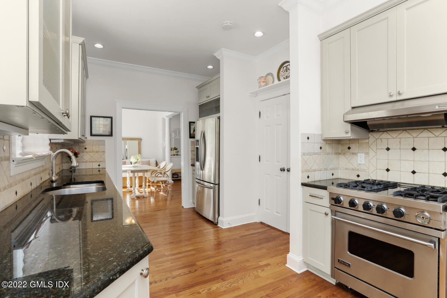 48 Spring Street, Unit 7 Greenwich, CT 06830 - Photo 24 of 27 Open Floor Plan