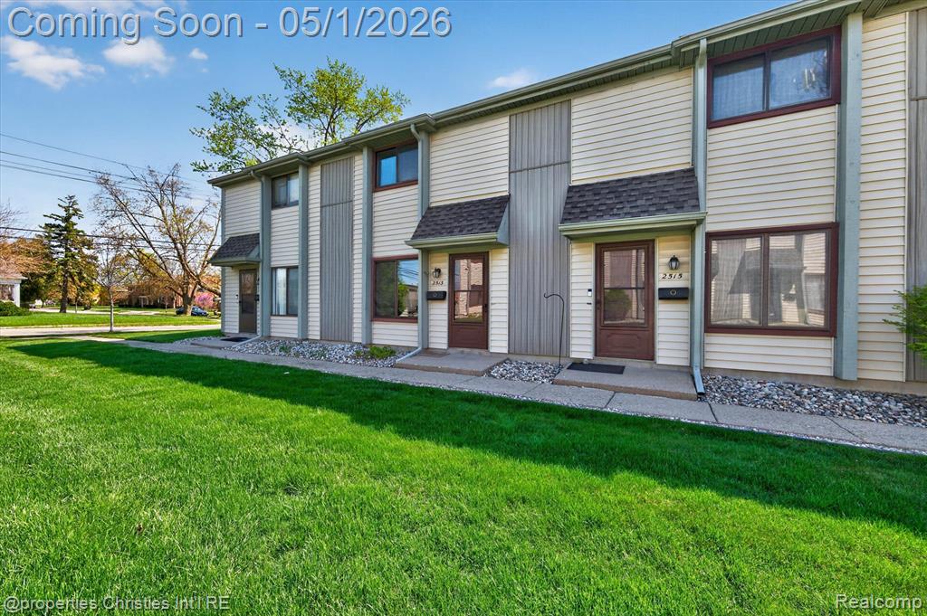 2513 Samoset Road Royal Oak, MI 48073 - Photo 4 of 40
