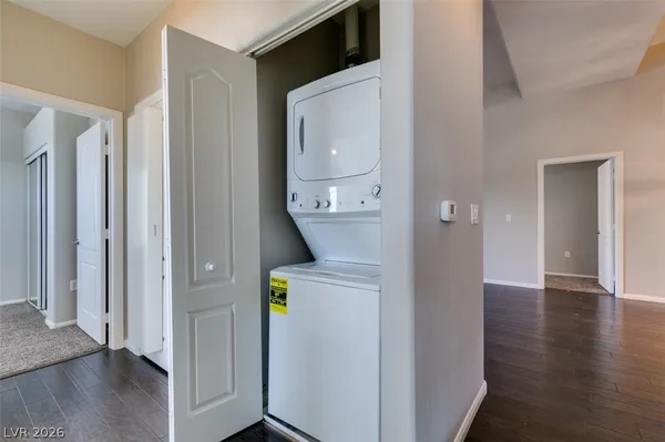 $1,575 | 2305 West Horizon Ridge Parkway, Unit 2023, Henderson, NV 89052