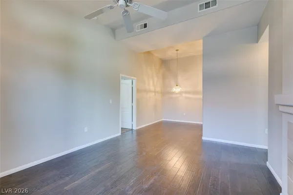 $1,575 | 2305 West Horizon Ridge Parkway, Unit 2023, Henderson, NV 89052
