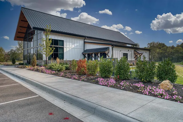 $335,000 | 4039 Cottonwood, Boonville, IN 47601