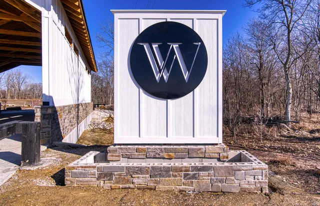 $335,000 | 4039 Cottonwood, Boonville, IN 47601