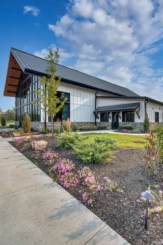 $335,000 | 4039 Cottonwood, Boonville, IN 47601