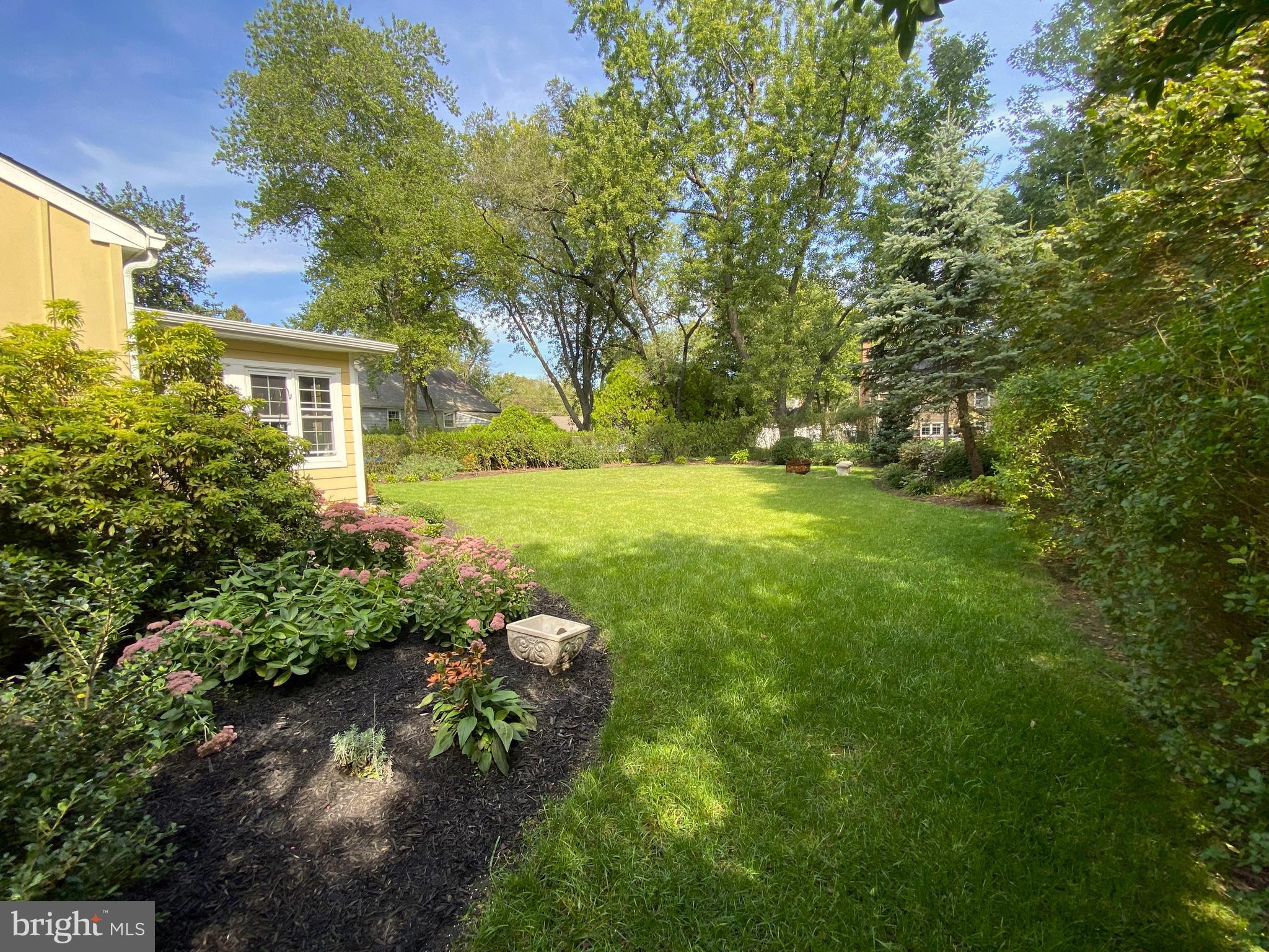 230 Sharrowvale Road Cherry Hill, NJ 08034 - Photo 5 of 25