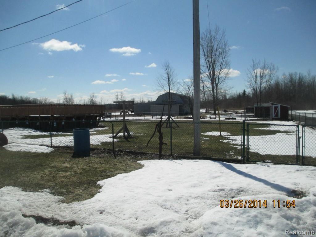 9033 Weber Road Columbus, MI 48063 - Photo 4 of 23 2014-03-26 004.jpg