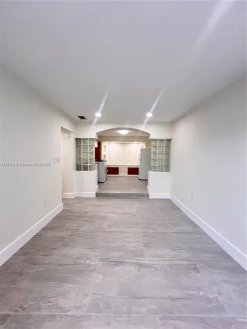 a view of livingroom with furniture