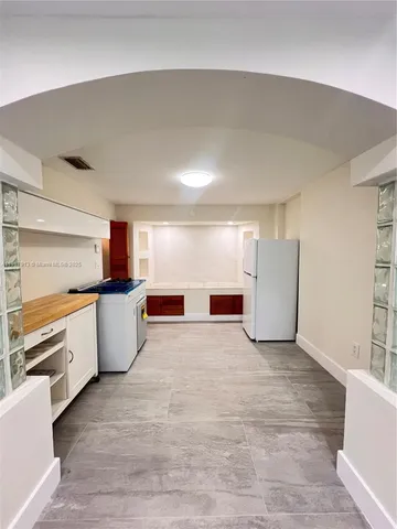 a view of utility room