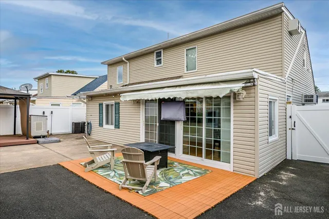 $625,000 | 117 Hagaman Street, Carteret, NJ 07008