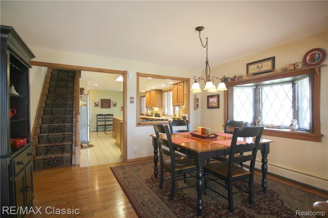 6400 Bullard Road Fenton, MI 48430 - Photo 13 of 42 jBullard Rd Dining Room.jpg