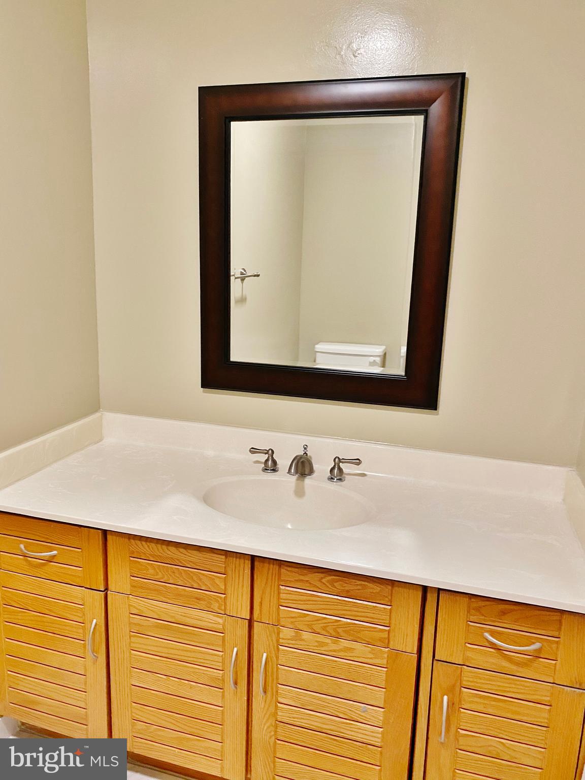 10944 Whiterim Drive Potomac, MD 20854 - Photo 17 of 46