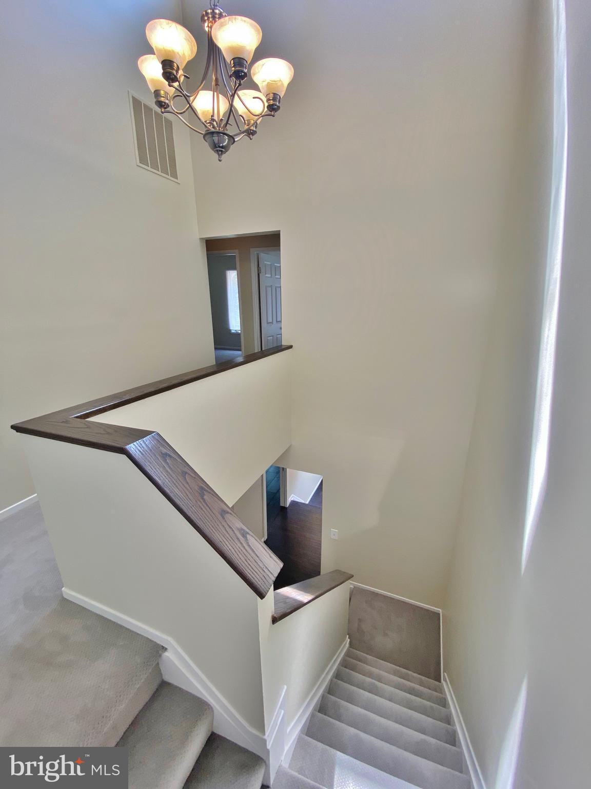 10944 Whiterim Drive Potomac, MD 20854 - Photo 18 of 46