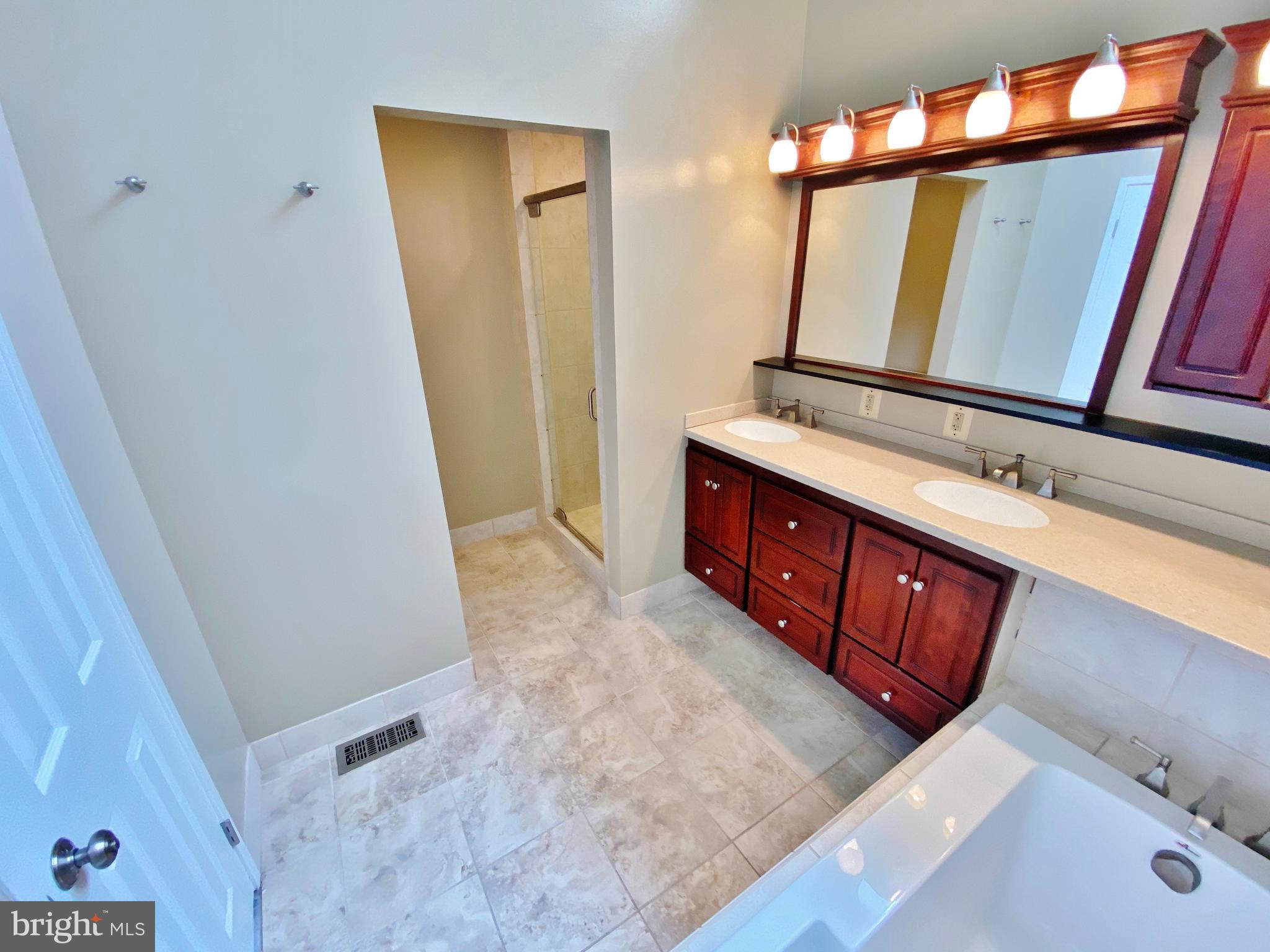 10944 Whiterim Drive Potomac, MD 20854 - Photo 27 of 46