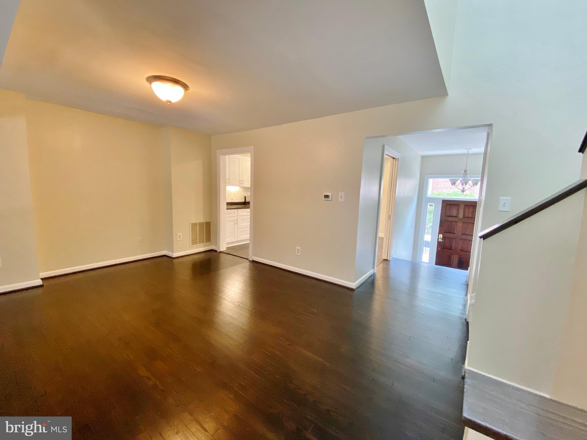 10944 Whiterim Drive Potomac, MD 20854 - Photo 3 of 46