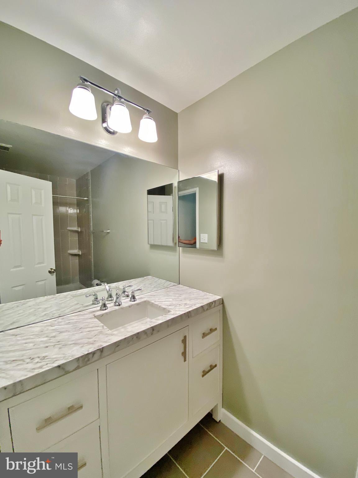 10944 Whiterim Drive Potomac, MD 20854 - Photo 34 of 46