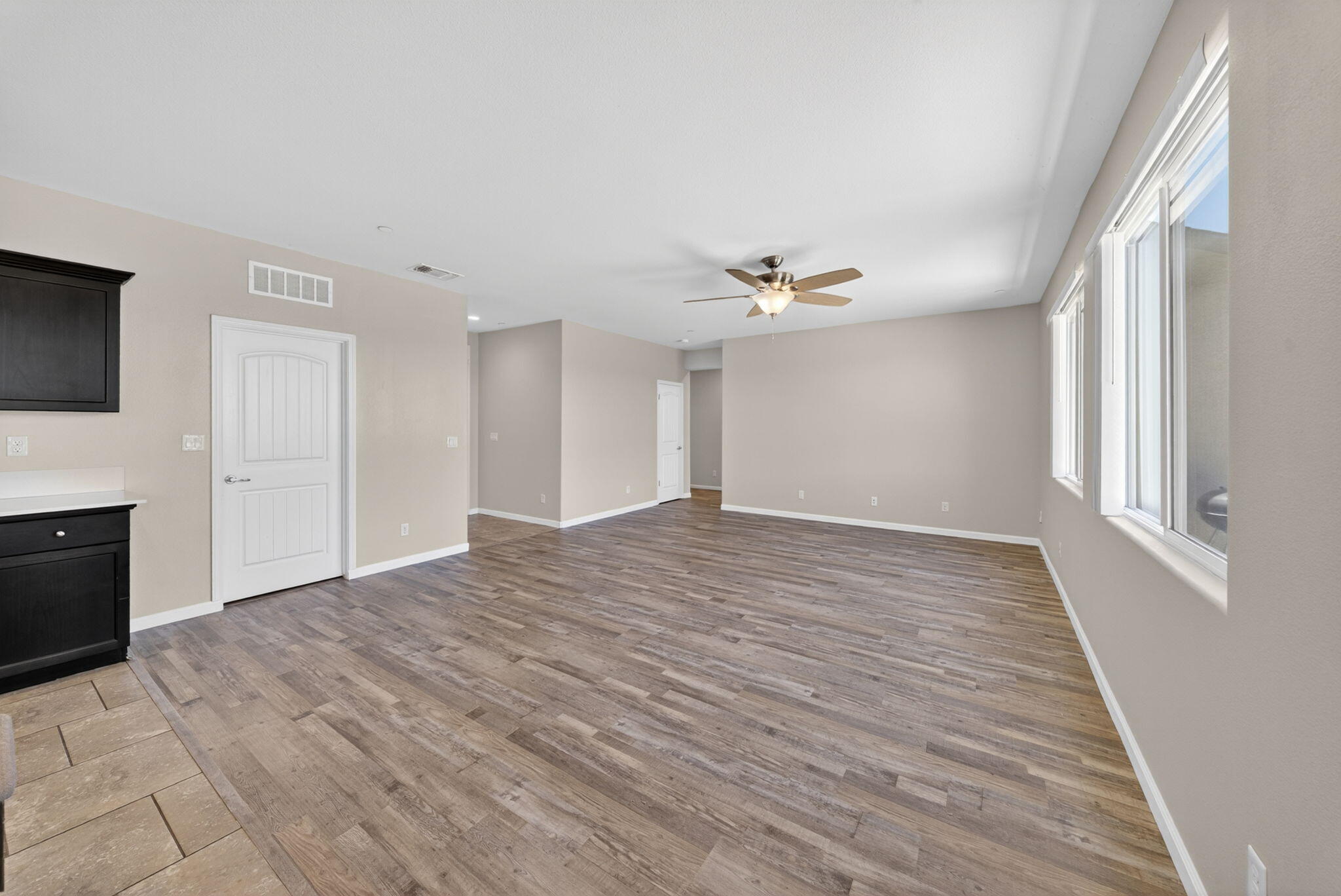 3272 Spring Sails Avenue Tulare, CA 93274 - Photo 14 of 43