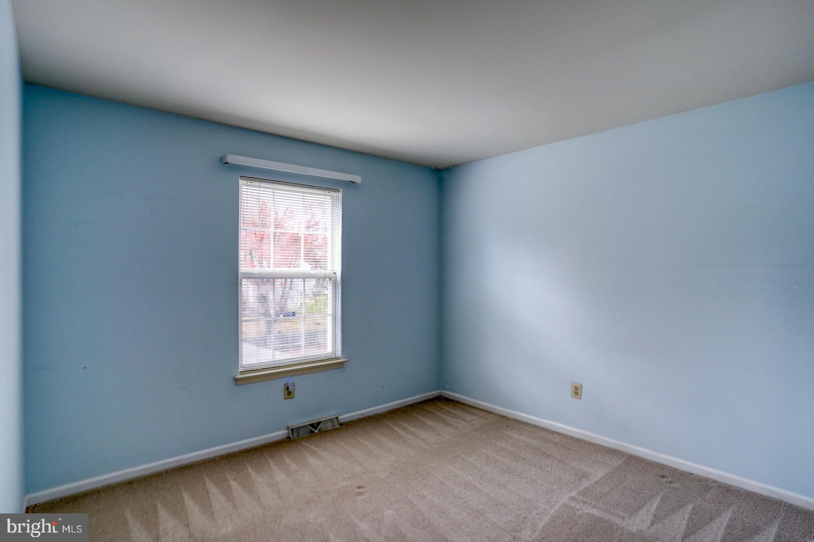 22 Arbor Drive Dover, DE 19904 - Photo 44 of 52 an empty room with a window