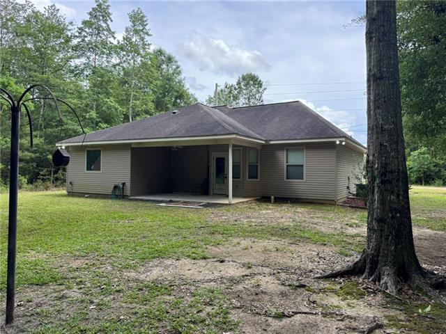 1165 Viola Street Mandeville, LA 70448 - Photo 5 of 26
