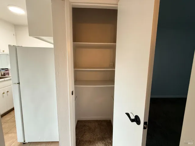 $1,400 | 825 1st Street, Benicia, CA 94510