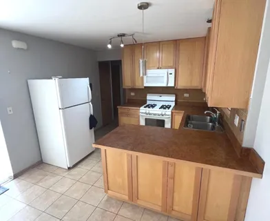 $1,700 | 6636 North Harlem Avenue, Unit 2W, Chicago, IL 60631