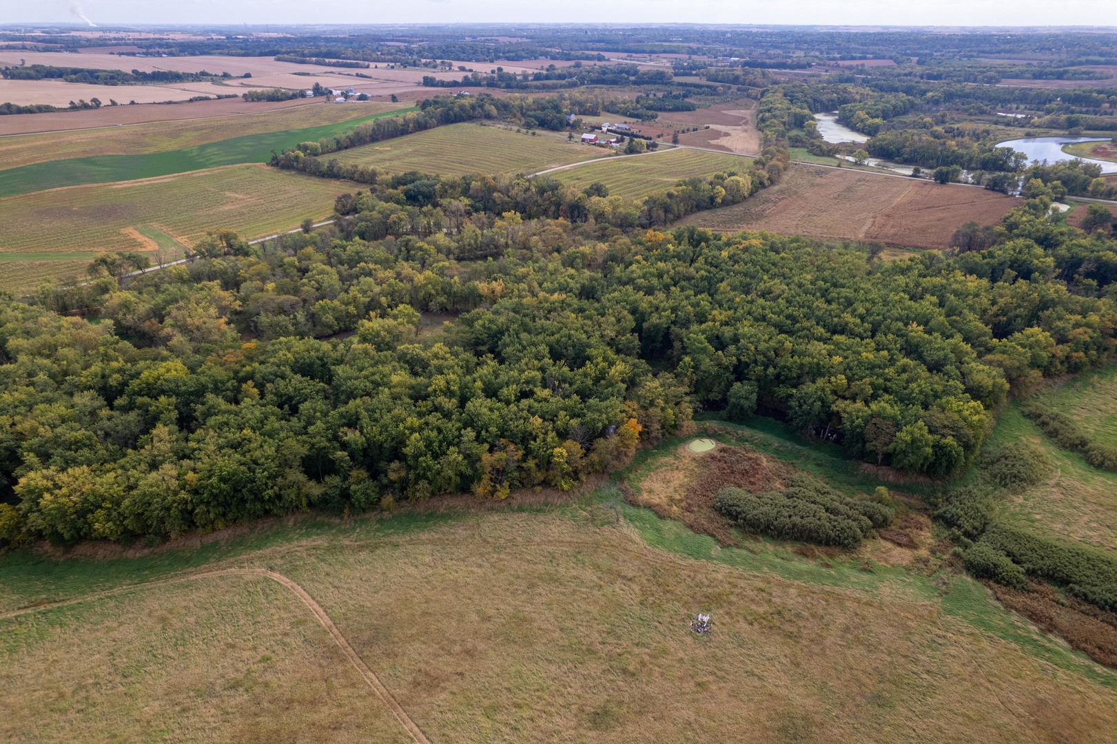 3537-3577 North Iris Hill Road Freeport, IL 61032 - Photo 19 of 60 an aerial view of a houses with a yard