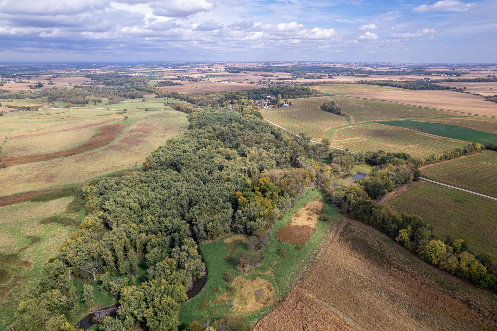 3537-3577 North Iris Hill Road Freeport, IL 61032 - Photo 3 of 60