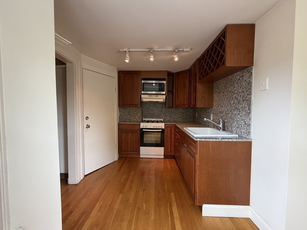 18 Pleasant Street, Unit 2 Boston, MA 02129 - Photo 2 of 10