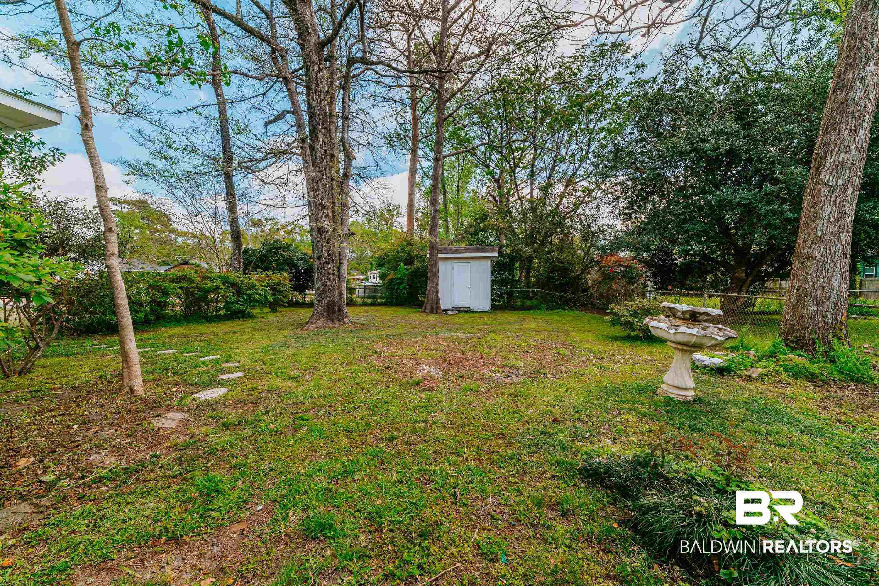 2563 Courtney Street Mobile, AL 36606 - Photo 38 of 44