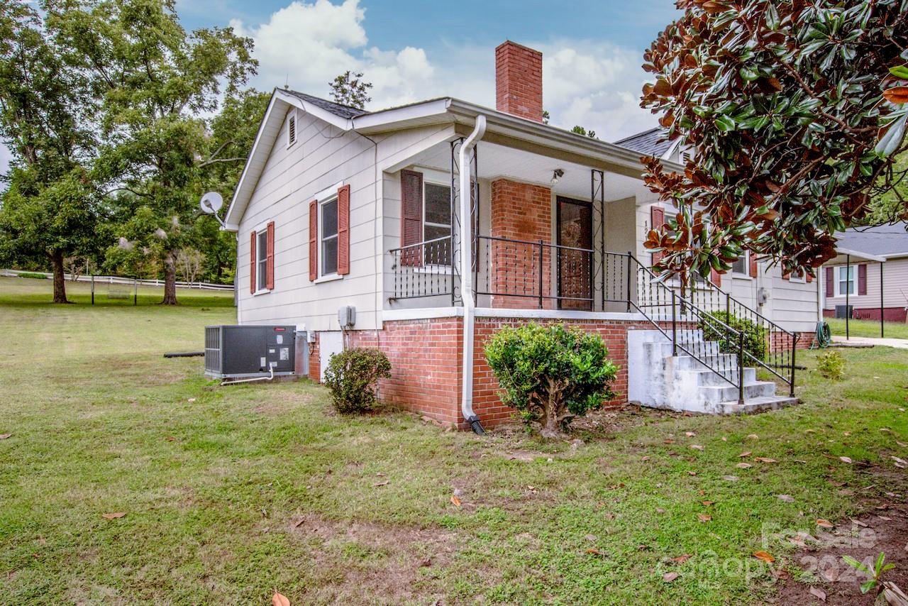 1214 Bethpage Road Kannapolis, NC 28081 - Photo 4 of 43 Gallery Image 4